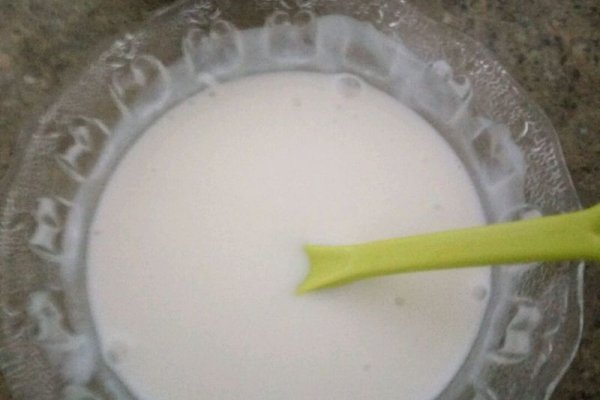 椰汁红枣酸奶的做法_【图解】椰汁红枣酸奶怎