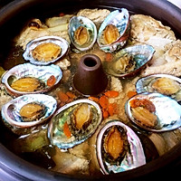 云南汽锅鲍鱼排骨的做法图解1