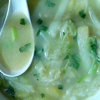 白菜土豆汤的做法图解1