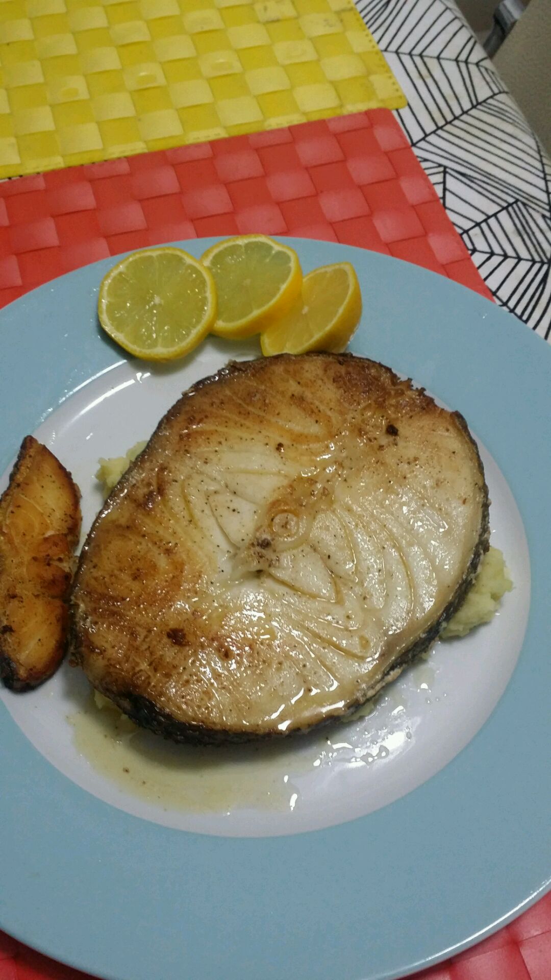 煎银鳕鱼怎么做_煎银鳕鱼的做法_豆果美食