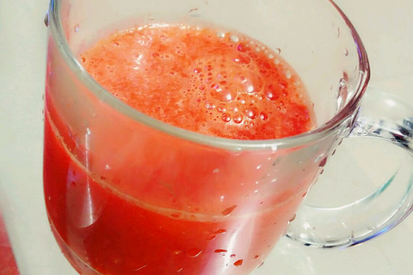 鲜榨西红柿胡萝卜汁的做法_【图解】鲜榨西红