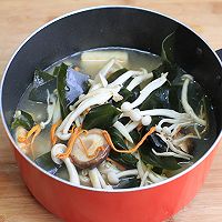 【菌菇素鲜汤】——冬日幸福暖汤,减肥也适用