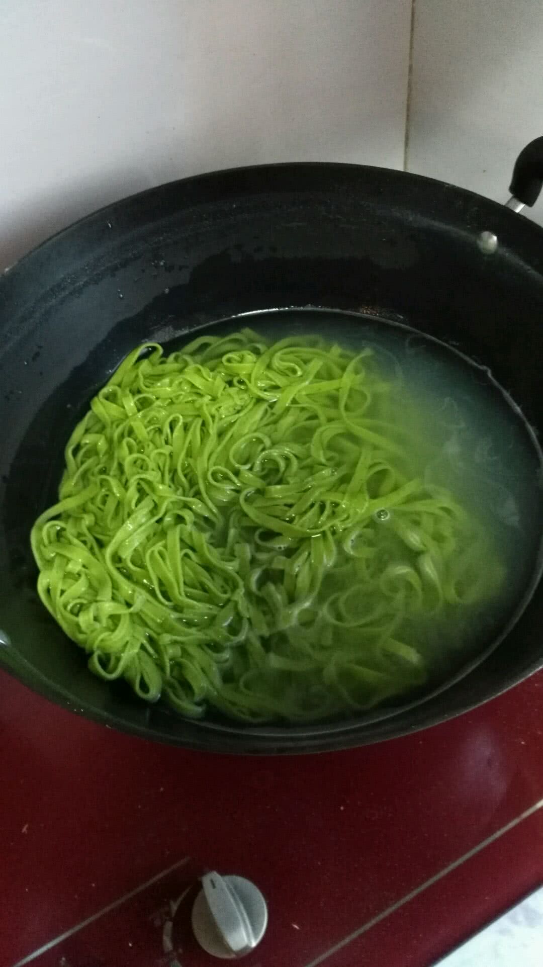 彩色蔬菜面怎么煮好吃