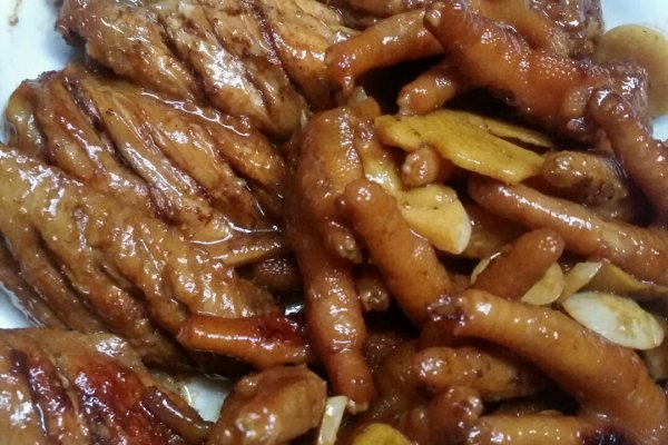 卤鸡脚