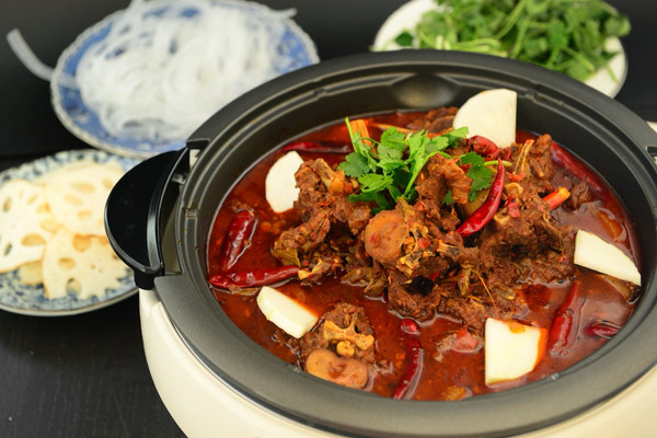 麻辣羊蝎子火锅十八种香料的做法_【图解】麻