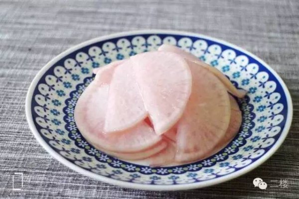 一夜渍糖醋萝卜的做法_【图解】一夜渍糖醋萝