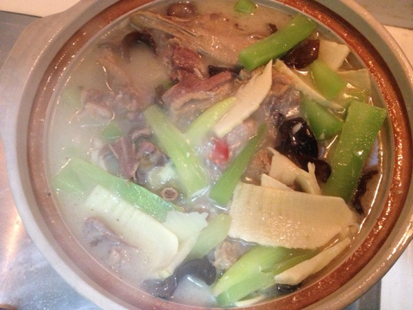 咸鹅煲