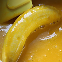 【最爱美食】外皮很香酥内里鲜嫩の黄金脆皮香蕉#浪漫樱花季#的做法图解3