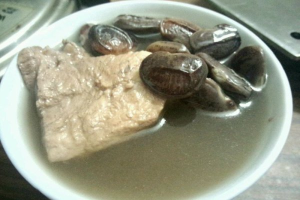 富贵豆煲猪瘦肉清热下火汤的做法_【图解】富