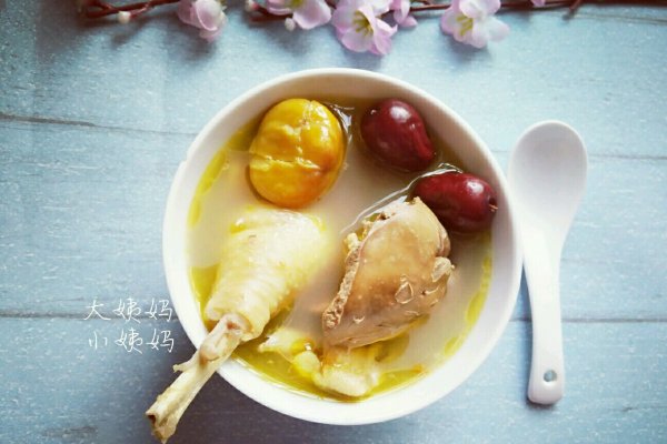 板栗鸡汤