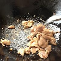 菜花炒肉的做法图解1
