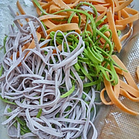 宝宝食谱之彩色面条的做法_【图解】宝宝食谱