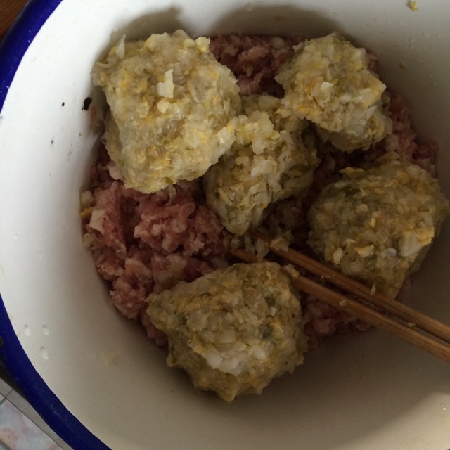 猪肉酸菜馅饺子