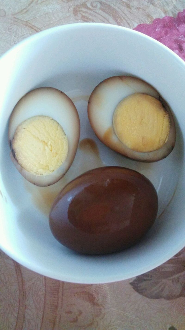 卤蛋