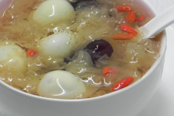 做法冠耳片糖清汤冠耳红枣蛋主料的菜谱步骤本做法的鹌鹑墨糖水鱼丸图片