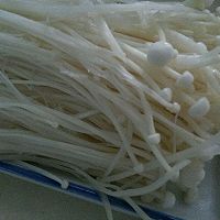 酱焖金针菇豆腐煲的做法图解1