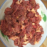 四川粉蒸牛肉的做法图解1