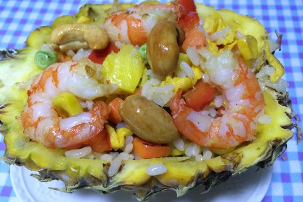 海鲜菠萝饭做法(2)
