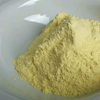 梅干菜玉米饼的做法图解1