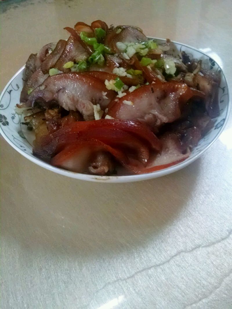卤猪头皮