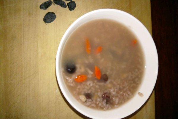 薏米红豆粥的做法_【图解】薏米红豆粥怎么做