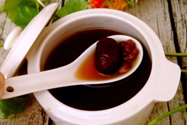 红糖红枣红豆汤