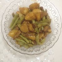 芸豆炖土豆肉的做法图解1