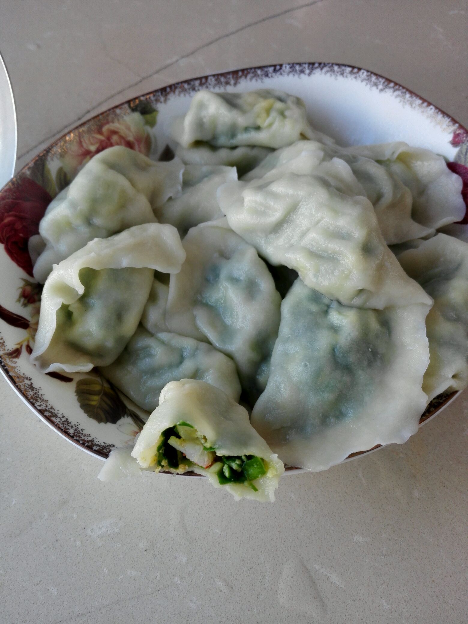 三鲜虾仁水饺