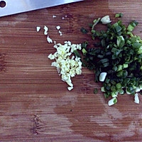 猪肉白菜丸子汤的做法图解1