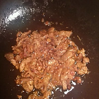 干煸猪肉的做法图解1