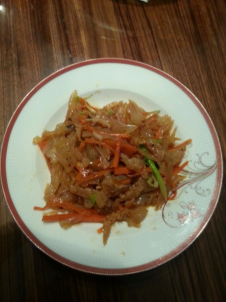 躣
