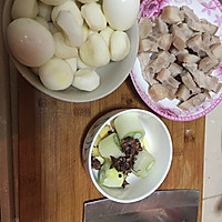 红烧肉马蹄卤蛋的做法图解1