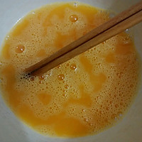 虾仔饼的做法图解1