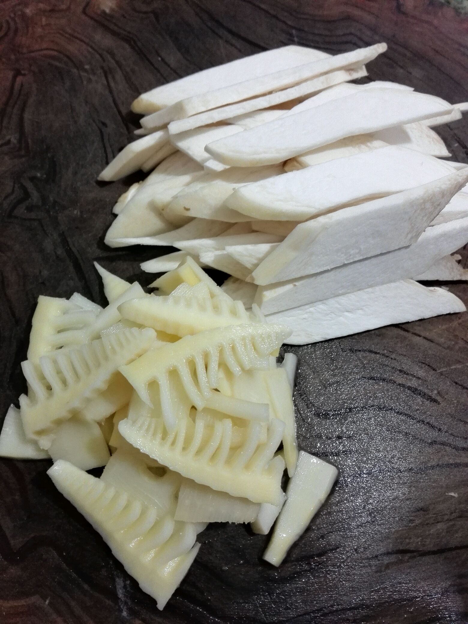 杏鲍菇笋子炒肉