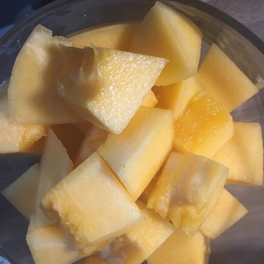 再来一碗哈密瓜,清爽不油腻,炎热夏季也可以大快朵颐!