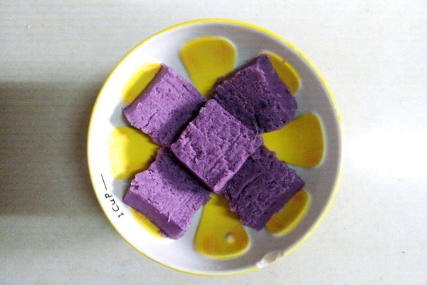 快手糕点『紫薯牛奶糕』的做法_【图解】快手
