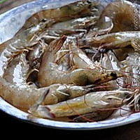 葱油虾的做法图解1