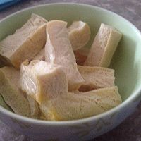 鸡蛋豆腐酥的做法图解1