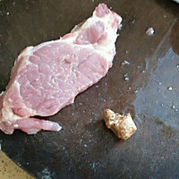 三步快手菜之蒜蓉黄豆酱蒸瘦肉的做法图解1