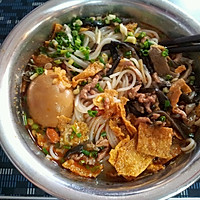 柳州螺狮粉的做法图解1