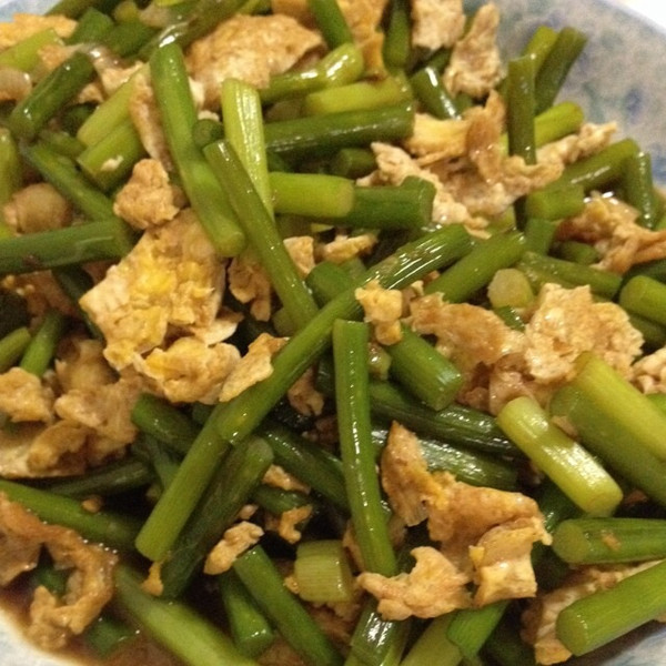 蒜薹炒鸡蛋