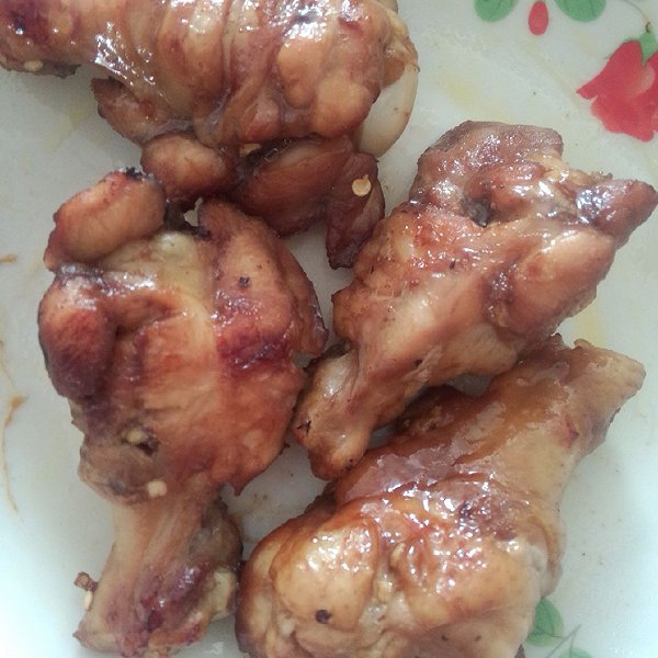 伯彦的烤鸡翅的做法(烤箱烤鸡翅)做法的学习成