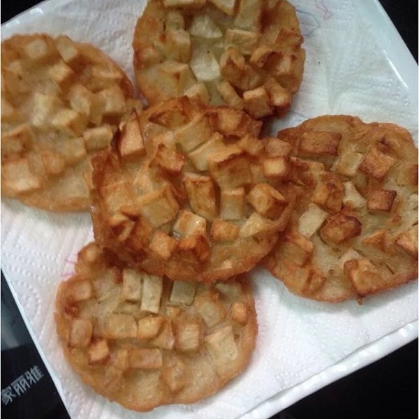 妖瞳眸凝霜的油炸红薯饼做法的学习成果照_豆果美食