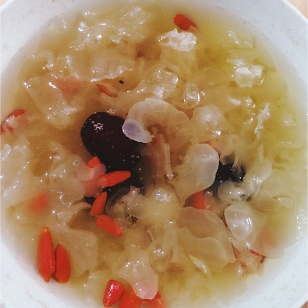 Margret1的冰糖红枣银耳汤做法的学习成果照_豆果美食