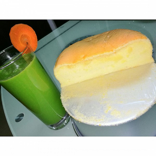 H幸福的味道的胡萝卜白菜汁+牛奶蜂蜜蛋糕做