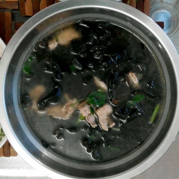 木耳瘦肉汤