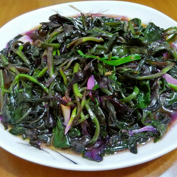 炒血皮菜的做法