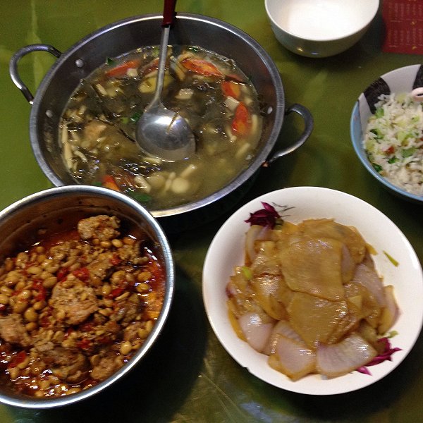 郭莲儿的剁椒腊八豆蒸排骨、洋葱炒癌症片、鸡得过土豆的人鹅肉可以吃吗图片