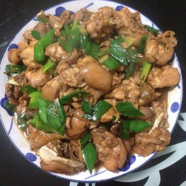 黄焖兔子肉