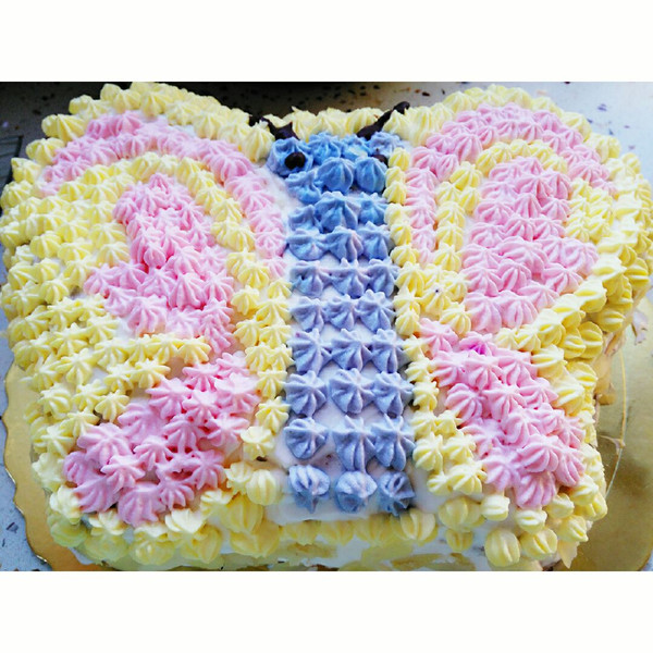 疏帘花影的蝴蝶蛋糕,女儿的生日蛋糕做法的学
